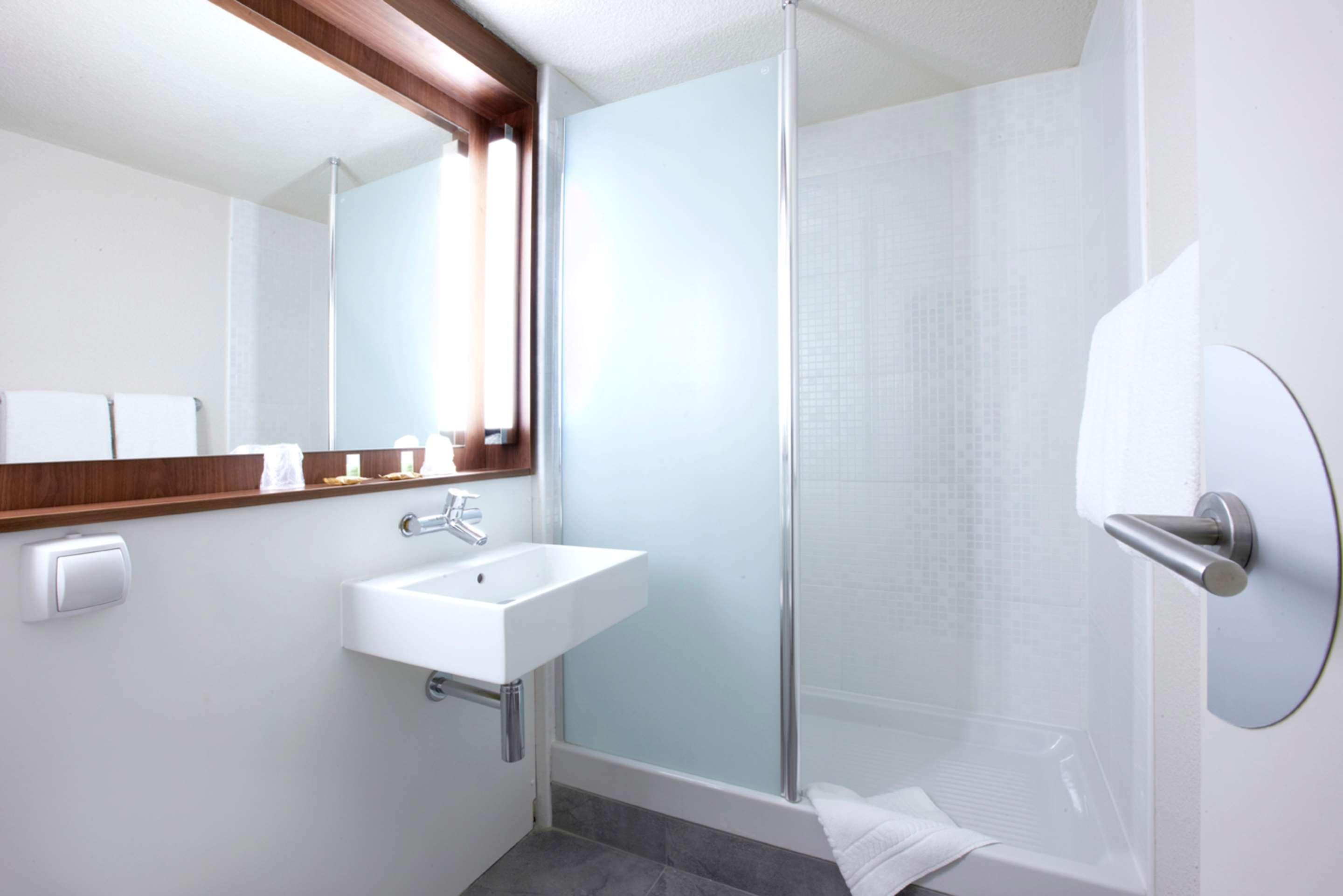 Campanile Hotel Beauvais Kültér fotó